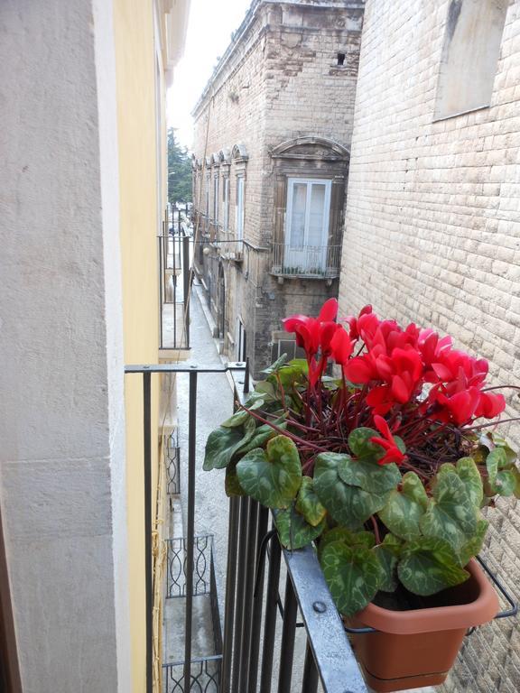 Palazzo Antica Via Appia Bed and Breakfast Bitonto Εξωτερικό φωτογραφία