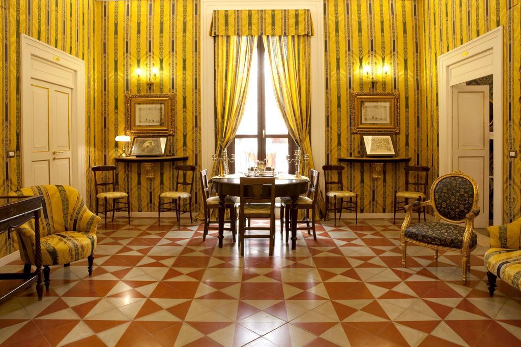 Palazzo Antica Via Appia Bed and Breakfast Bitonto Εξωτερικό φωτογραφία