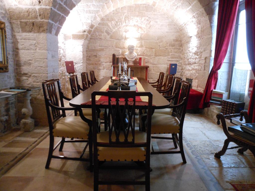 Palazzo Antica Via Appia Bed and Breakfast Bitonto Εξωτερικό φωτογραφία