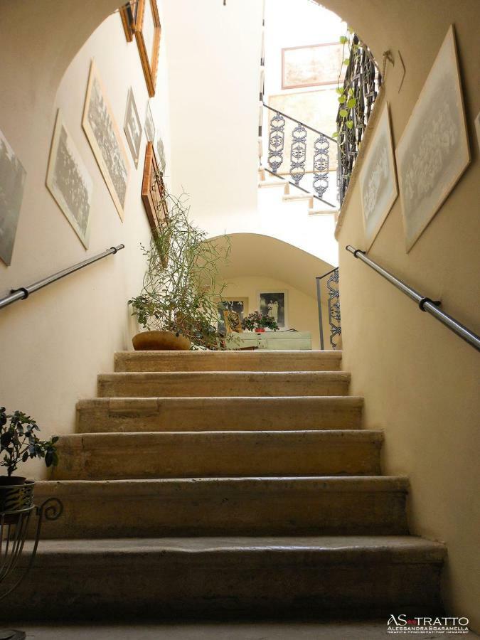 Palazzo Antica Via Appia Bed and Breakfast Bitonto Εξωτερικό φωτογραφία